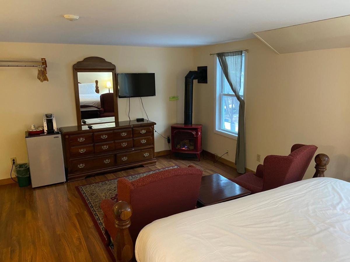 Bondville Bromley View Inn المظهر الخارجي الصورة