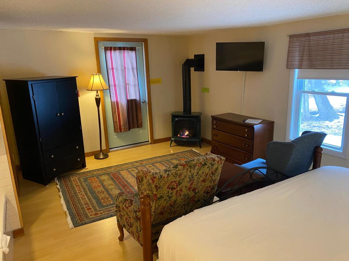 Bondville Bromley View Inn المظهر الخارجي الصورة