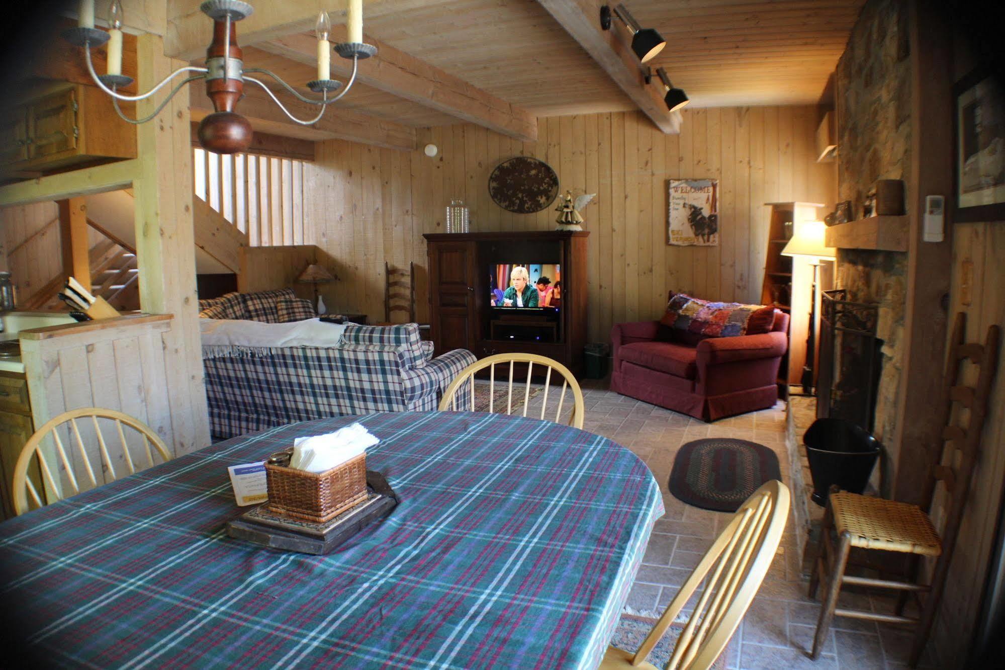 Bondville Bromley View Inn المظهر الخارجي الصورة