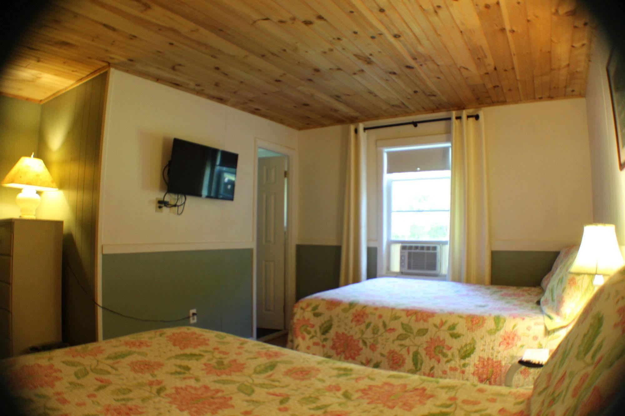 Bondville Bromley View Inn المظهر الخارجي الصورة