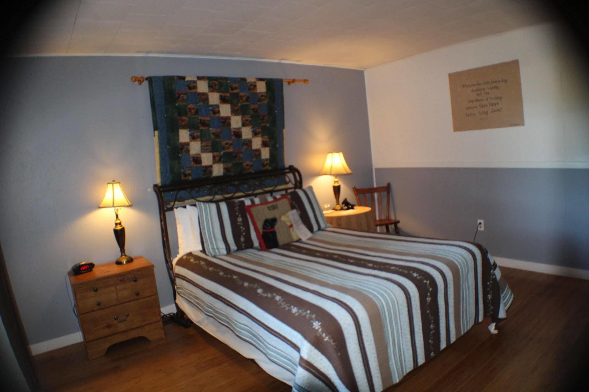 Bondville Bromley View Inn المظهر الخارجي الصورة